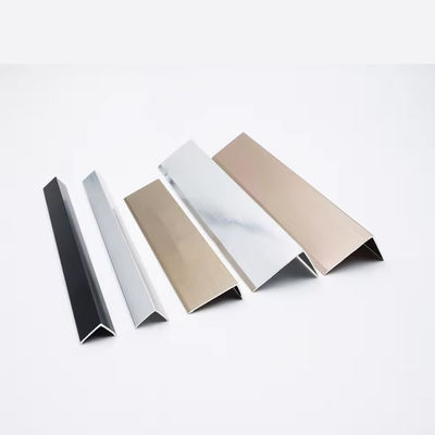 Decoiling 15mm Aluminium Profile Bending Corner Extrusion Custom