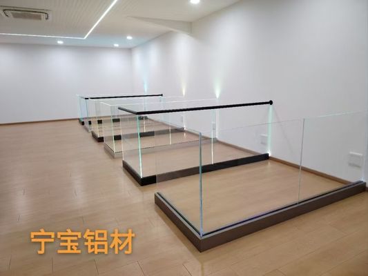 Aluminum U Channel Glass Railing Handrail Fashion Modern Style LED Light Tempered Glass Railing Balcony Deck Glass Base Track